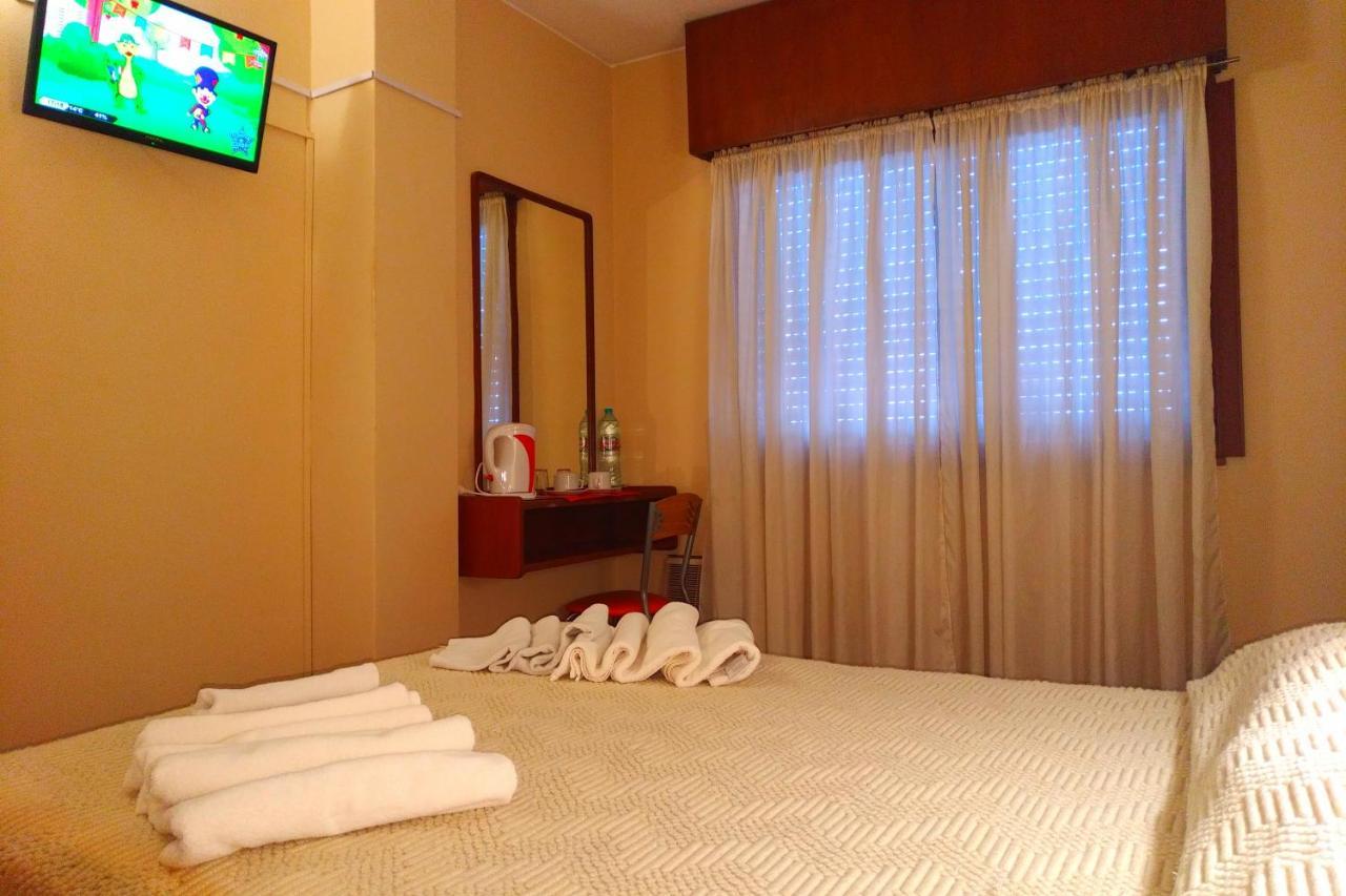 Crystal Hotel Сальта Екстер'єр фото