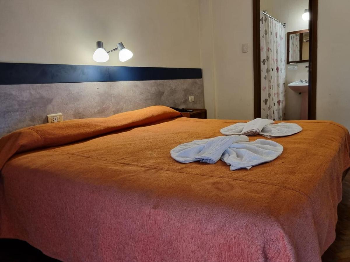 Crystal Hotel Сальта Екстер'єр фото